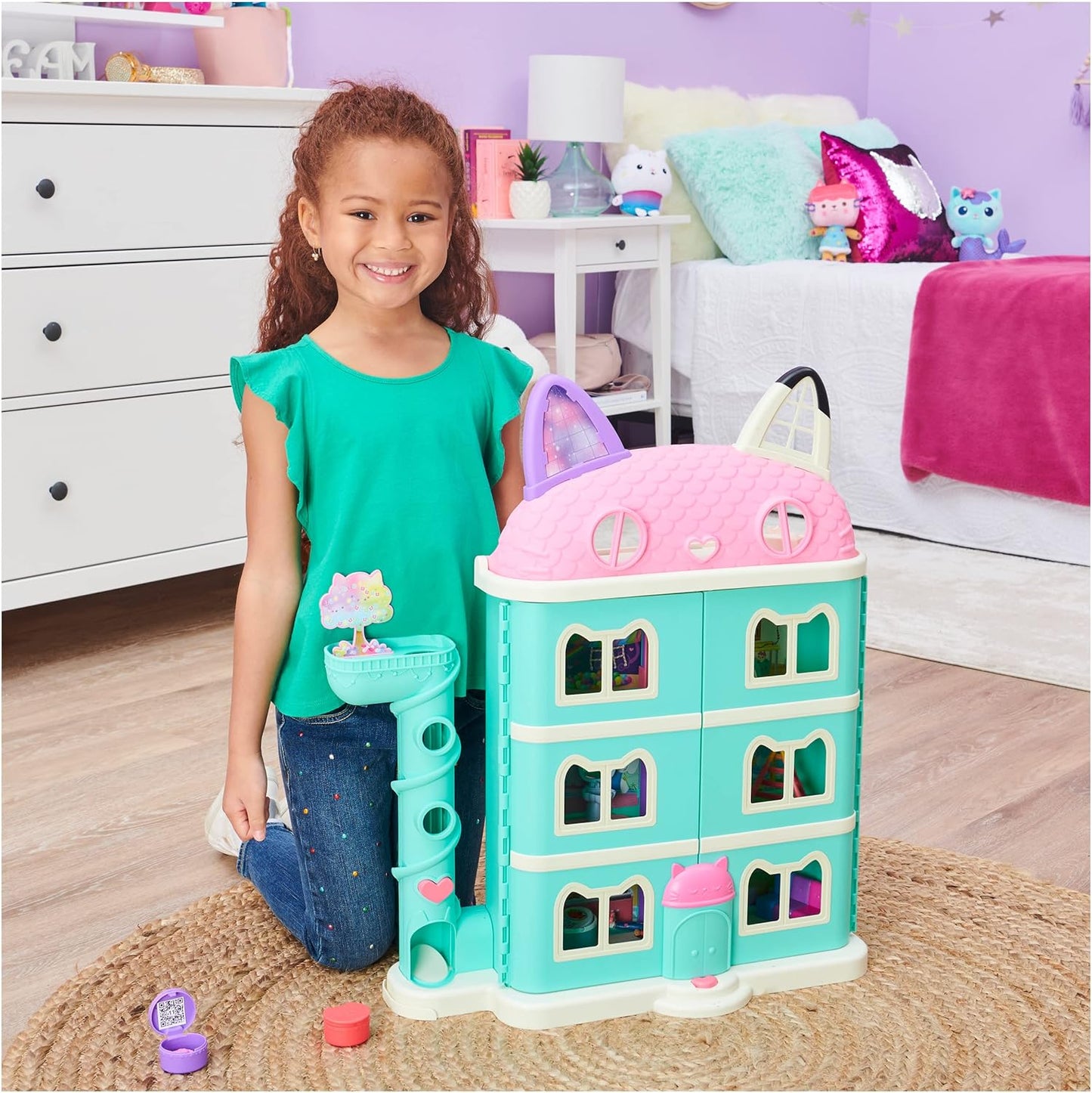 Gabby’s Dollhouse, Purrfect Dollhouse with 2 Toy Figures, 8 Furniture Pieces, 3 Accessories, 2 Deliveries and Sounds, Kids’ Toys for Ages 3 and above