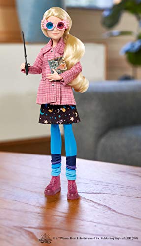 Harry Potter Luna Lovegood Collectible Doll (10-inch) Wearing Tweed Jacket, with Quibbler and Spectrespecs, Gift for 6 Year Olds and Up - GNR32